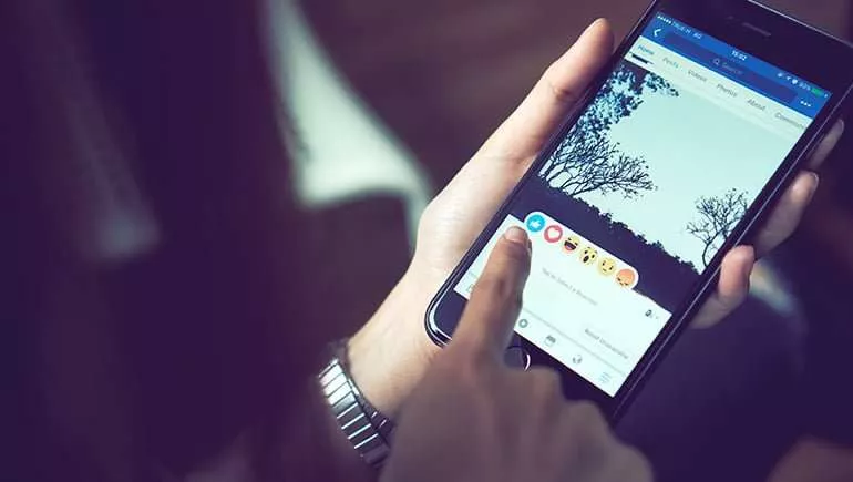 5 Trik Menghadapi Rekan Kerja yang Penuh Drama di Media Sosial