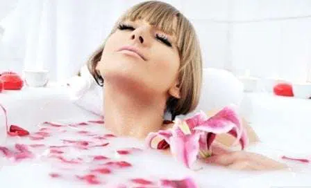 8 Khasiat Tersembunyi Susu untuk Perawatan Wajah dan Rambut