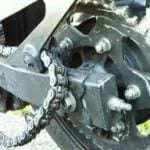 Aturan Mengencangkan Rantai Motor yang Jarang Orang Ketahui