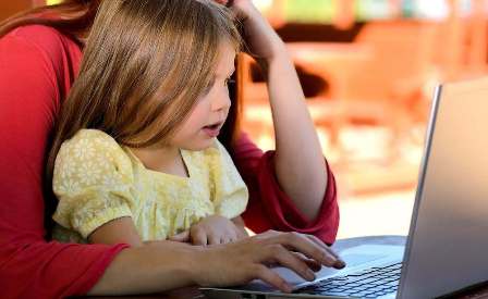 Bunda, Begini Cara Efektif Ajari Si Kecil Berbisnis Online Lewat Mainan Bekas
