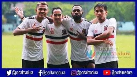 Ini 4 Pemain Yang Telah 4 Musim Membela