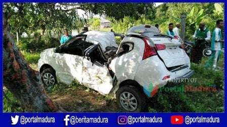 Laka Sendiri, Avanza Putih Ini Milik Warga Sumenep Hancur di Pamekasan