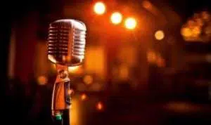 Ketahui Hukum Dengarkan Musik dan Biduan Perempuan