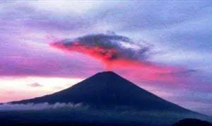 Letusan Gunung Bromo, Agung tidak Ganggu Pariwisata
