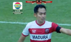 Sedang Berlangsung Live Streaming vs Borneo FC