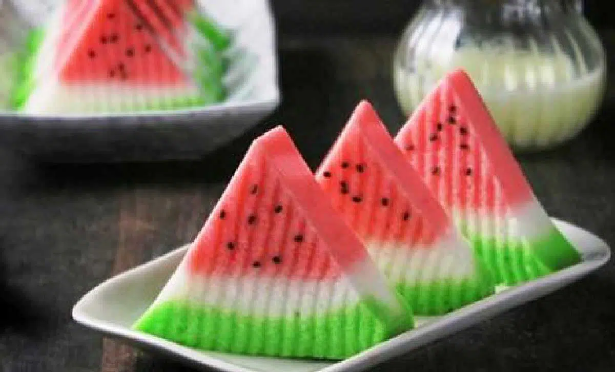 Menu Praktis: Resep Puding Busa Semangka yang Segar