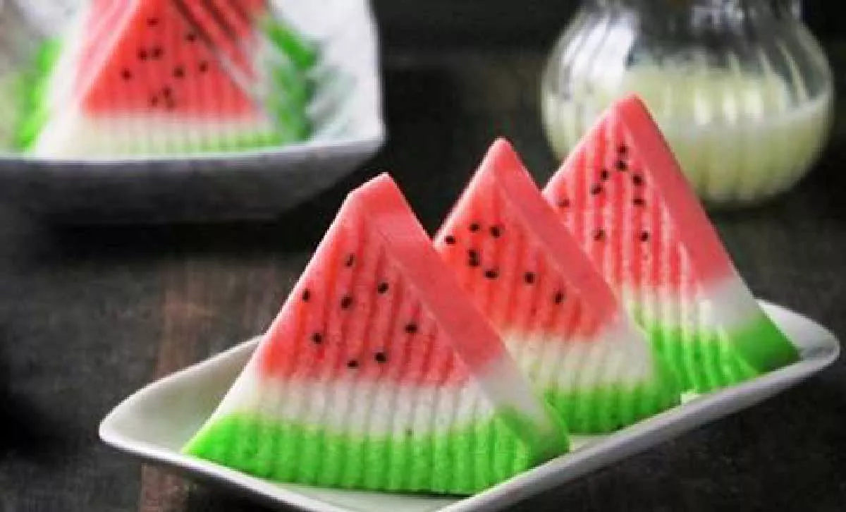 Menu Praktis: Resep Puding Busa Semangka yang Segar