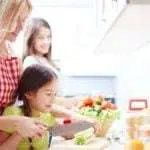 Moms, Ini 7 Cara Cerdas Ajarkan Buah Hati Anda Tanggung Jawab