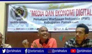 PWI Pamekasan Perdalam Materi Tema HPN 2019 di Surabaya