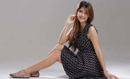 Pemilik Tubuh Pendek, Ini Warna Sepatu yang Cocok Anda Pakai
