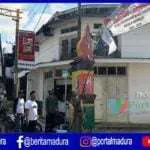 APK Pemilu 2019 di Sampang Diturunkan Paksa
