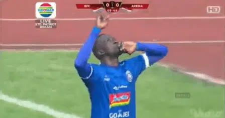 Sedang Berlangsung Live Streaming Arema Vs Bhayangkara, Skor Sementara 1-0