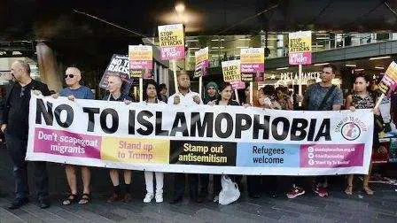 Warga Afrika Selatan dari berbagai agama kutuk Islamofobia, rasisme