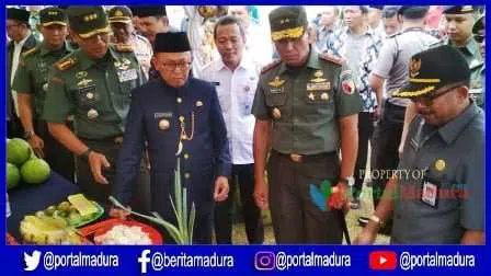 Lepas dari Sorotan Kamera, Pangdam V/Brawijaya Ternyata Suka Buah Ini Saat ke Sumenep