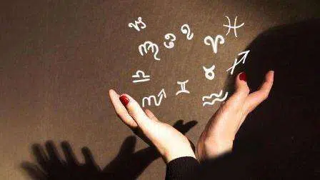 Yuk, Intip 5 Zodiak yang Tetap Bersikap Keren Meski di Bawah Tekanan