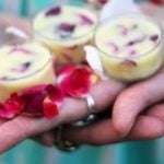 2 Cara Mudah Bikin Lip Balm Sendiri di Rumah dengan Bahan Alami