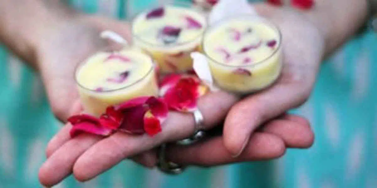 2 Cara Mudah Bikin Lip Balm Sendiri di Rumah dengan Bahan Alami
