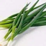 3 Manfaat Rutin Konsumsi Daun Bawang Bagi Kesehatan
