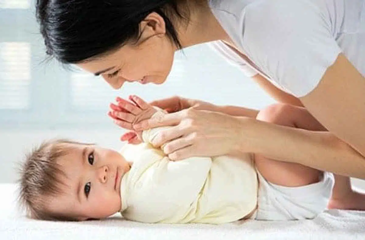 4 Cara Efektif Maksimalkan Perkembangan Bayi 5 Bulan