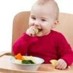 4 Cara Latih Anak Duduk Tenang Ketika Makan
