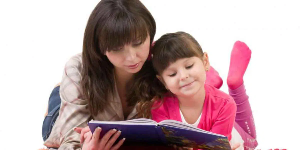 4 Cara Tumbuhkan Minat Baca Pada Anak