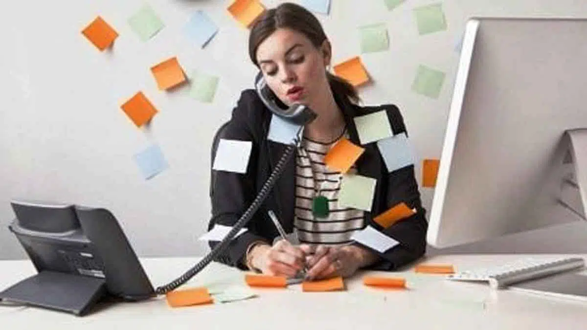 5 Cara Atur Waktu Bagi Wanita Super Sibuk