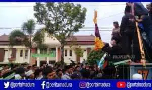 Kawal Sidang Kasus Pembunuhan Anggota PPS, IKABA Tuntut PN Sampang Vonis Mati Terdakwa