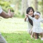 Bunda, Begini Cara Mudah Latih Si Kecil Agar Cepat Berjalan