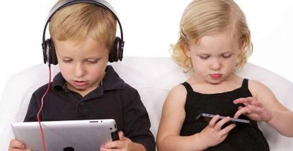 Bunda, Ini 9 Cara Cerdas Bikin Anak Tak Kecanduan Gadget