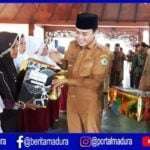 RA Baddrut Beri Penghargaan Kepada Pembaca Alquran Terbaik se Pamekasan