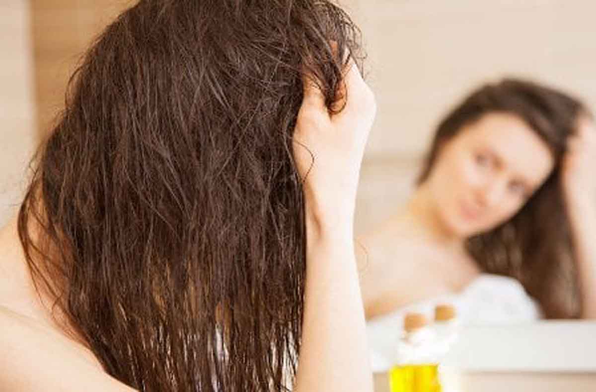 Dampak Negatif Oles Vitamin  Rambut  di Kulit  Kepala  