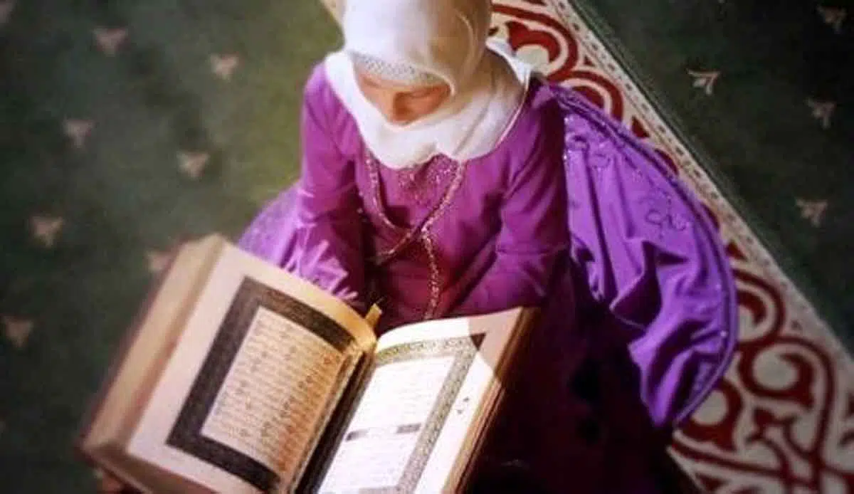 Ini Hukum Ajarkan Alquran Pada Non-Muslim