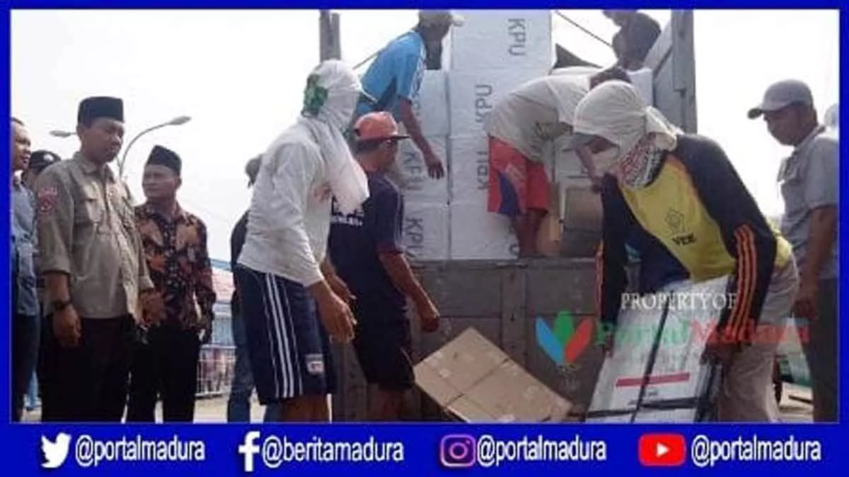 KPU Sumenep Mulai Distribusikan Logistik ke Pulau Sapeken