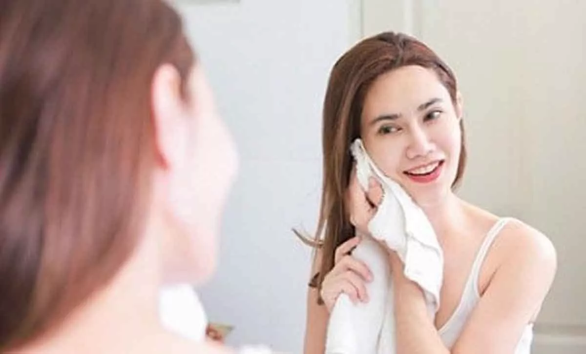 Kenali Waktu yang Tepat Cuci Wajah di Malam Hari