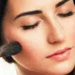 Ladies, Begini Cara Bikin Makeup Tahan Lama Tanpa Touch Up Lagi