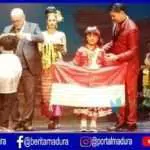 Siswi SD di Sampang Raih Medali Perak Olimpiade Matematika di Thailand