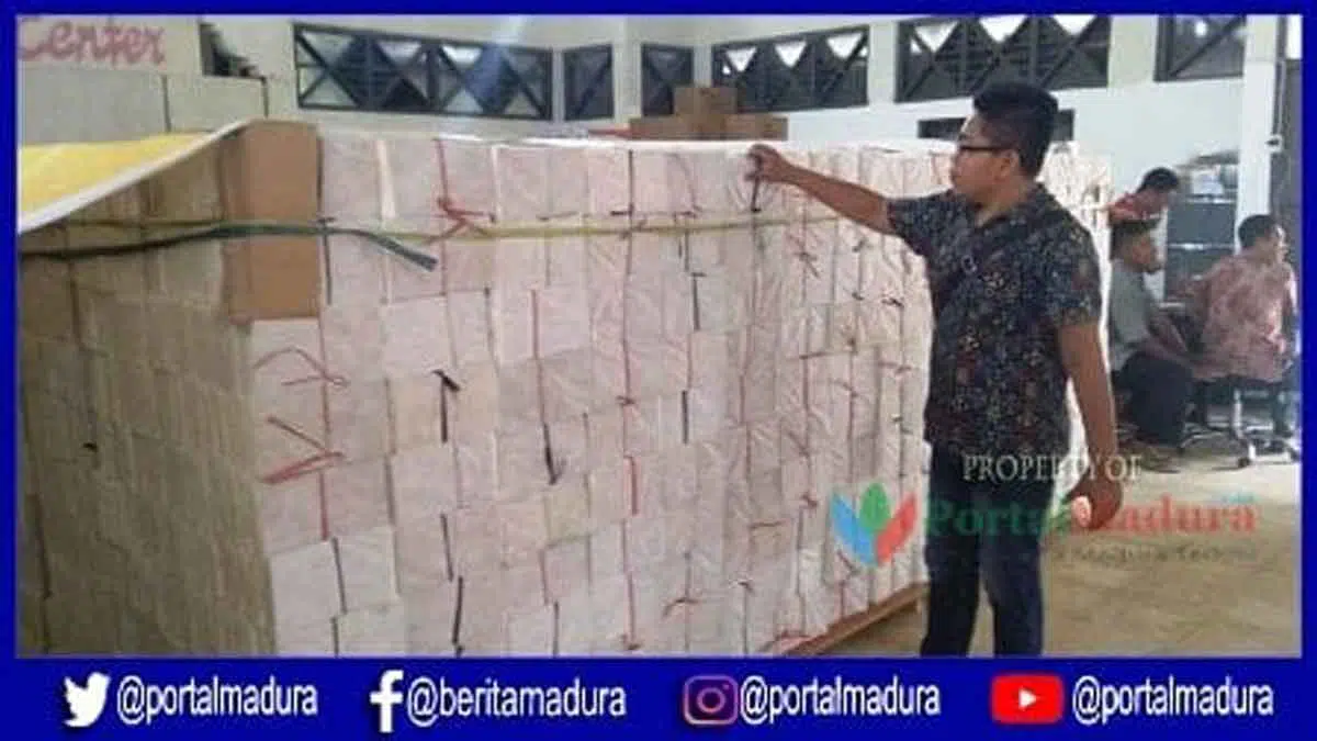 Nihil Jadwal Kapal, Distribusi Logistik Pemilu ke Masalembu Sumenep Melalui Tanjung Perak Surabaya