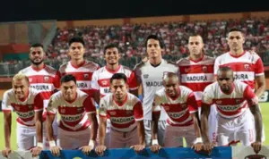 Hadapi Persebaya Leg 2,  Tanpa Asep Berlian