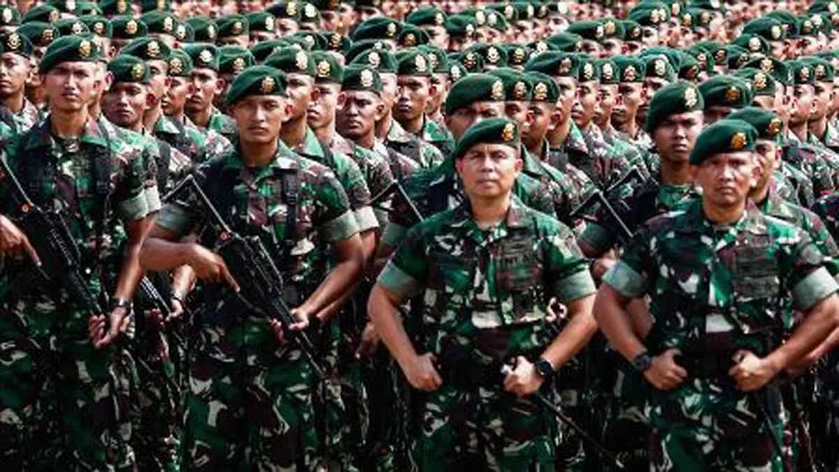 Pemerintah Minta TNI tak Terprovokasi Hoaks Pemilu