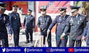 Hasil Sitaan, Lapas Klas II A Pamekasan Musnahkan Ratusan HP