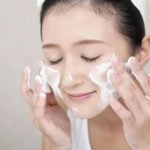 Kulit Kering Selama Bulan Ramadan? Cegah dengan 3 Tips Ini!
