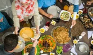 Lakukan 3 Tips Bukber Agar Tidak Menguras Isi Kantong