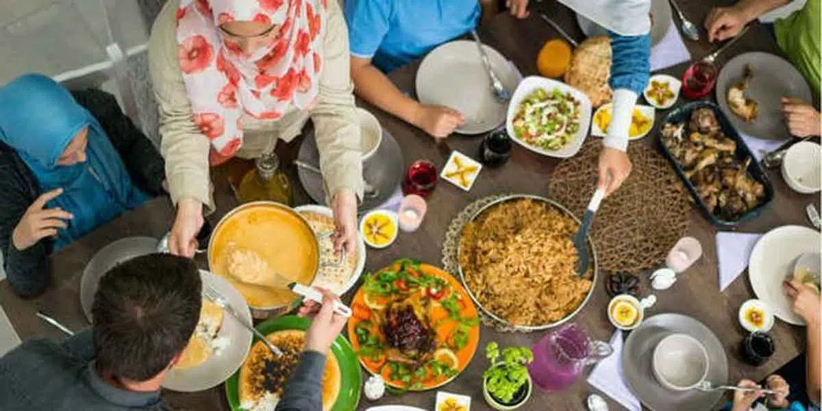 Lakukan 3 Tips Bukber Agar Tidak Menguras Isi Kantong