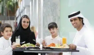 3 Cara Ajari Si Kecil Berpuasa dalam Islam