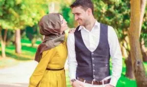 3 Ide Fashion Ramadan yang Cocok dengan Karakter Sang Suami
