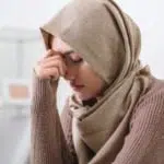 4 Cara Redakan Sakit Kepala Tanpa Harus Batalkan Puasa