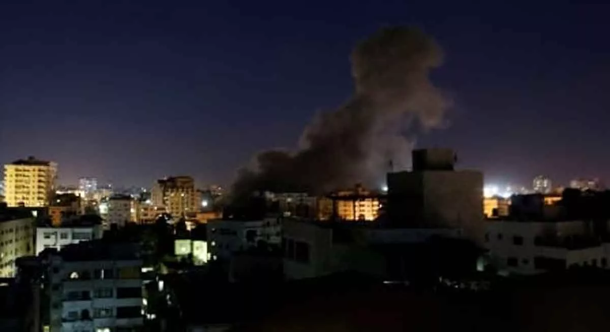 Foto -Pesawat Tempur Israel Hantam Kantor Anadolu Agency - Portalmadura.com FOTO -Pesawat Tempur Israel Hantam Kantor Anadolu Agency