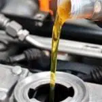 5 Cara Bedakan Oli Asli dan Palsu