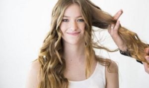 5 Tips Membuat Rambut Bergelombang Agar Tahan Lama