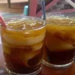 Menu Berbuka: Resep Es Kelapa Muda dengan Sirup Gula Jawa yang Maknyus